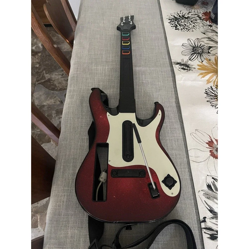 Nintendo Wii Guitar Hero 5 Wireless GUITAR